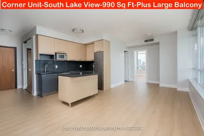 Condo Apartment in Toronto