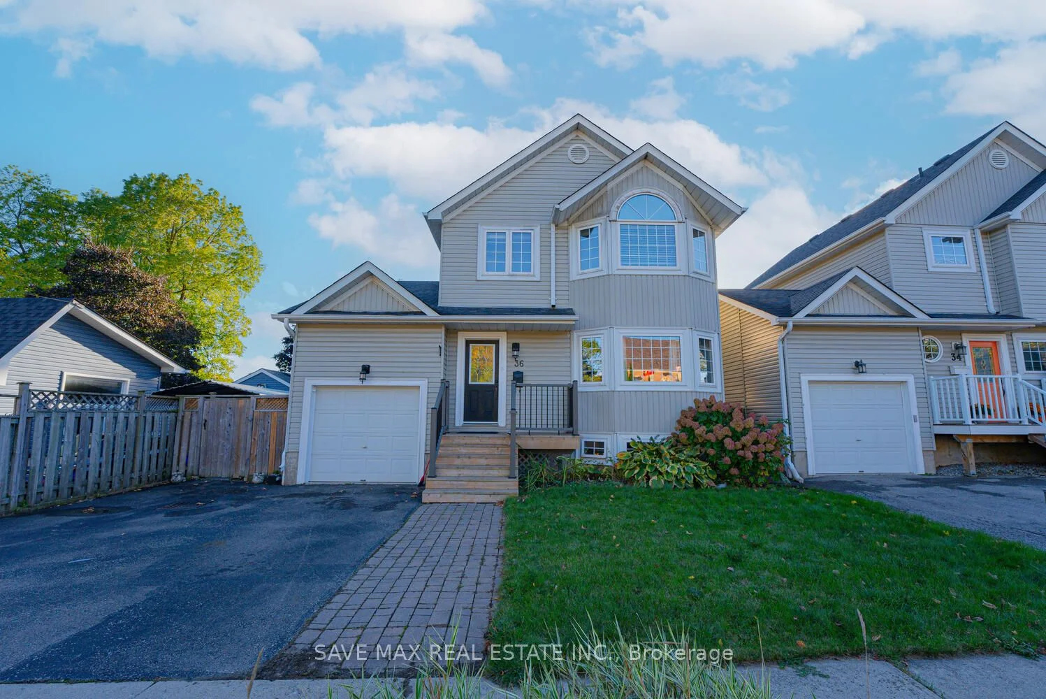 36 John Street S, Halton Hills, On L7j 2a7