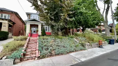 Detached in Toronto