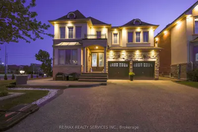 Detached in Brampton