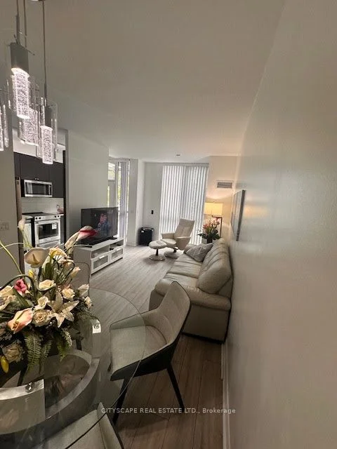 339 Rathburn Road W 121, Mississauga, On L5b 0k6