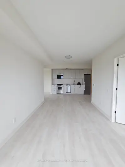Common Element Condo in Milton