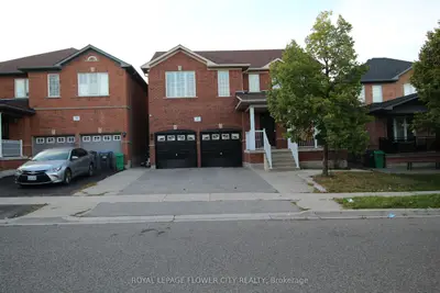 Detached in Brampton