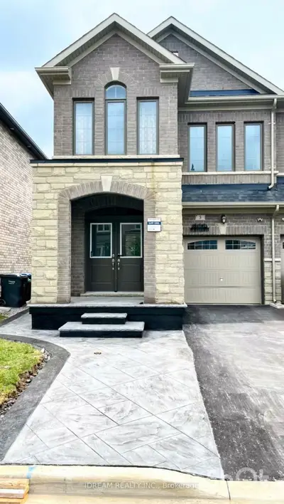 Semi-Detached in Brampton