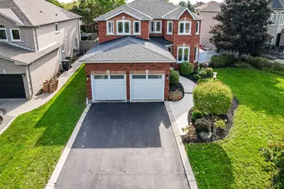 Detached in Caledon