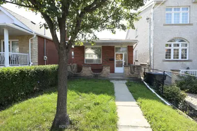 Detached in Toronto