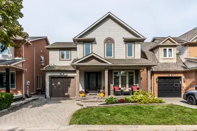 Detached in Burlington