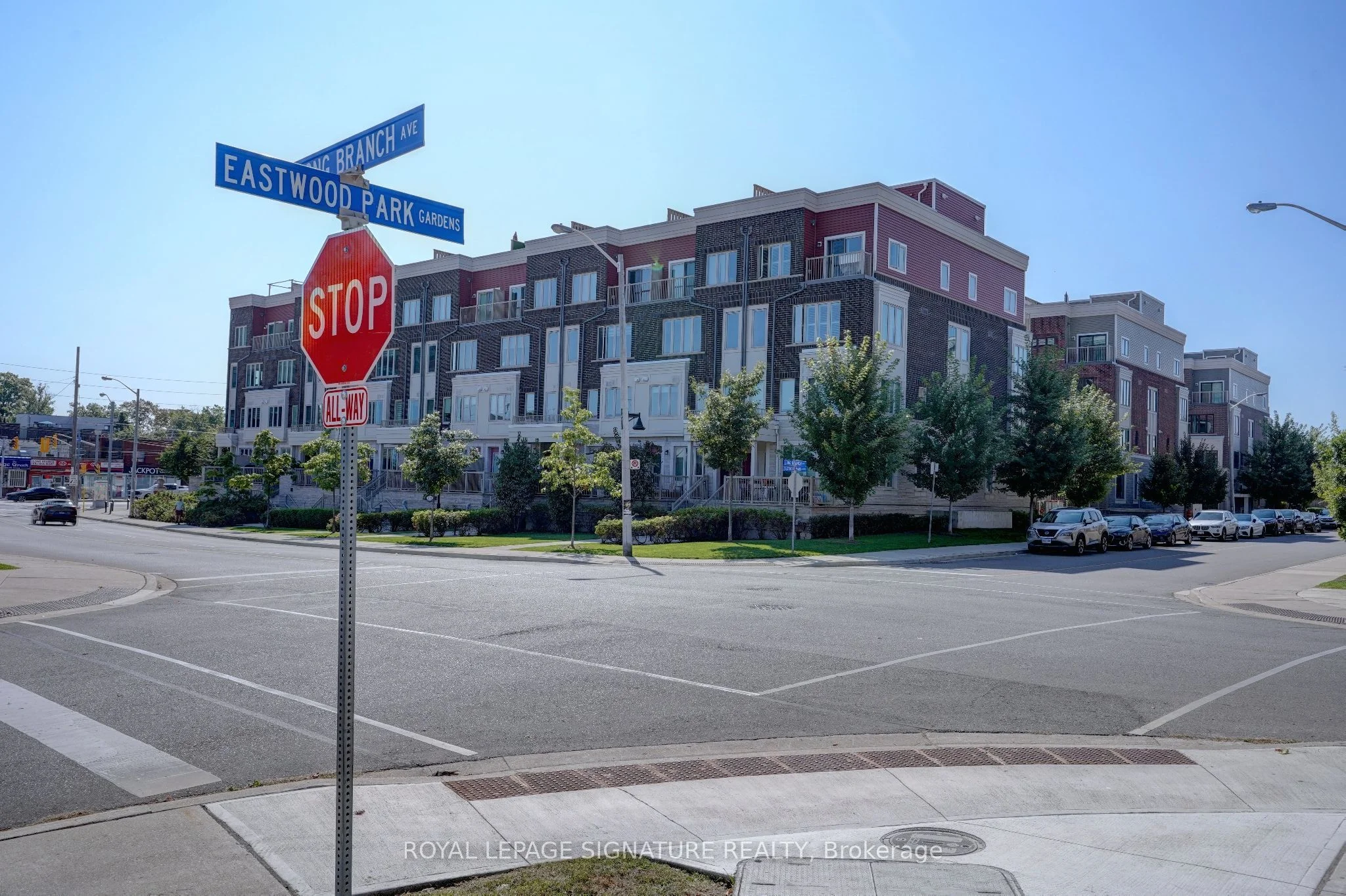 Condo Townhouse in Toronto