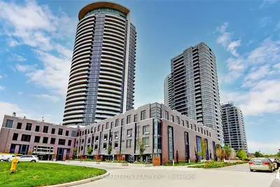 Condo Apartment in Toronto