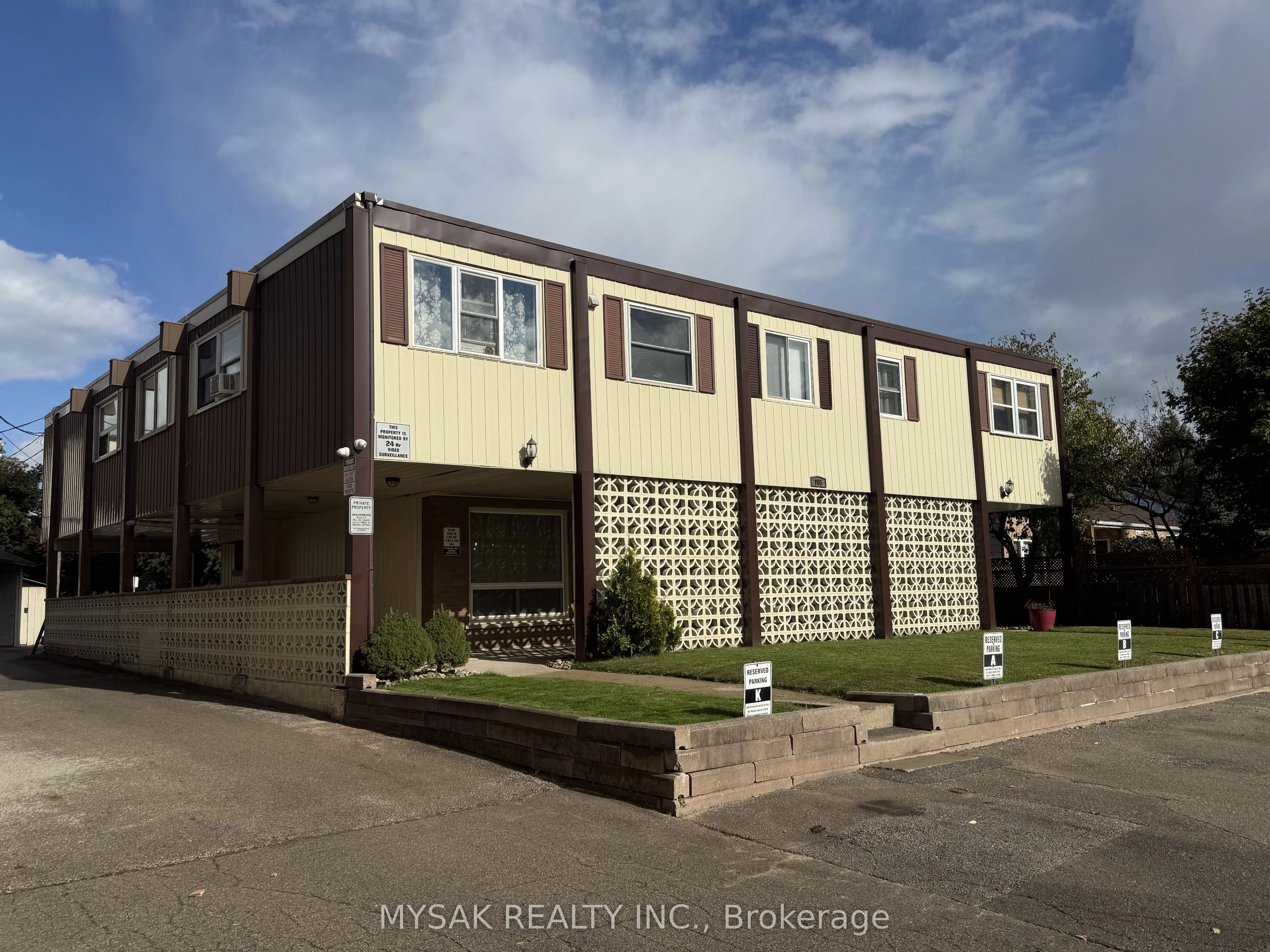 985 Kingsway Drive, Burlington, On L7t 3j1