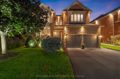 Detached in Oakville
