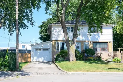 Semi-Detached in Burlington