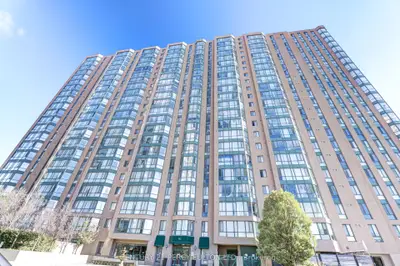 145 Hillcrest Avenue 209, Mississauga, On L5b 3z1