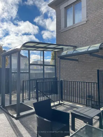 Lower Level in Brampton