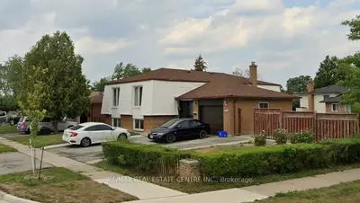 Detached in Mississauga