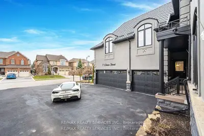 Detached in Brampton