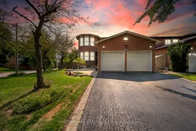 Detached in Mississauga