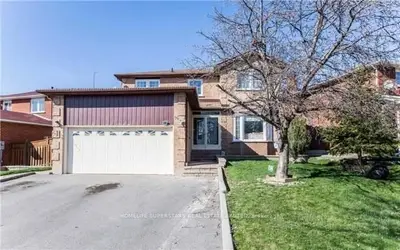 Detached in Brampton