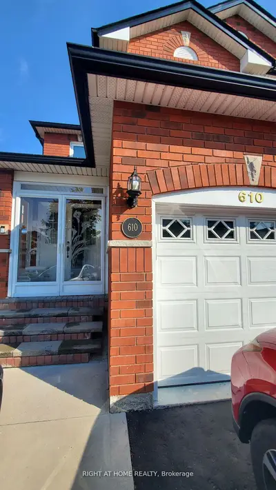 Semi-Detached in Mississauga
