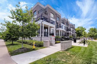 Condo Townhouse in Toronto
