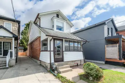 Detached in Toronto