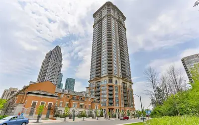 Condo Apartment in Mississauga
