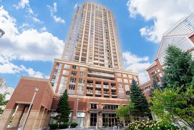 Condo Apartment in Mississauga