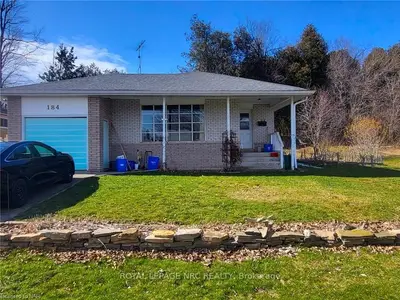 184 ELMORE Drive, Halton Hills, ON L7J 1T2