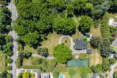 1475 LAKESHORE Road E, Oakville, ON L6J 1L9
