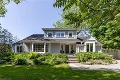 86 FIRST Street, Oakville, ON L6J 3R3