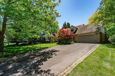 Detached in Oakville
