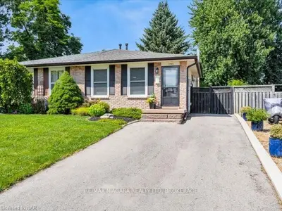 Semi-Detached in Burlington