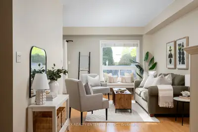Condo Townhouse in Mississauga