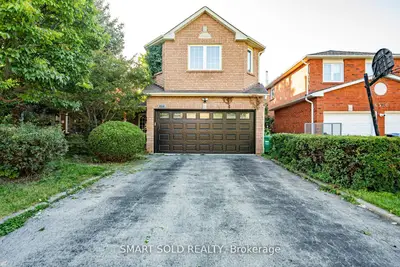 Detached in Mississauga