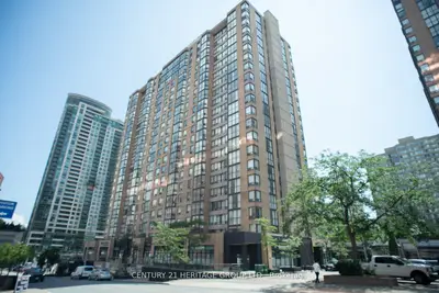 265 Enfield Place 301, Mississauga, On L5b 3y7
