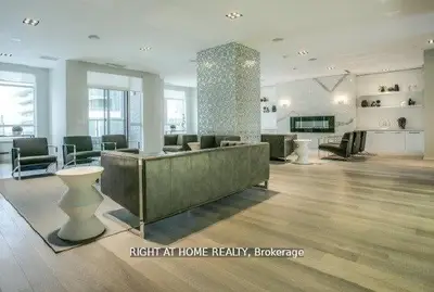 56 Annie Craig Drive 1803, Toronto W06, On M8v 0c5