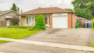 Detached in Brampton