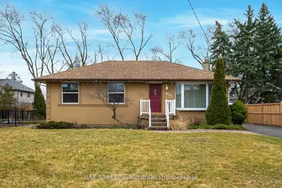 2036 Constance Drive, Oakville, On L6j 2v5