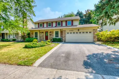 2262 Carol Road, Oakville, On L6j 5l1