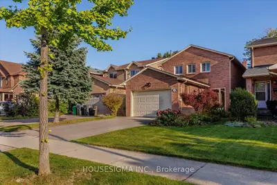 Detached in Mississauga