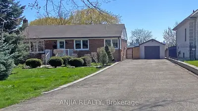 Detached in Mississauga