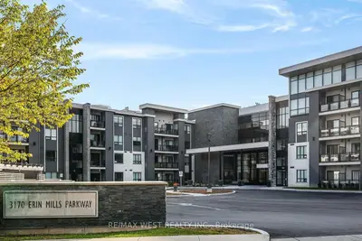 Condo Apartment in Mississauga