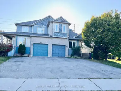 Semi-Detached in Mississauga