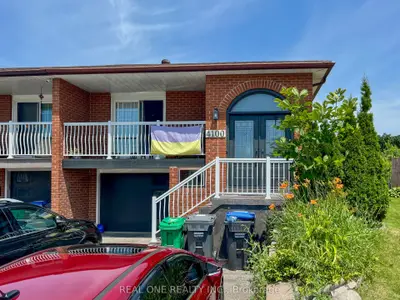 Semi-Detached in Mississauga