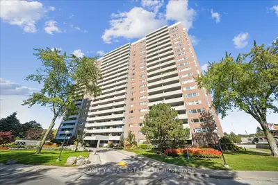 Condo Apartment in Toronto
