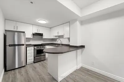 Condo Townhouse in Toronto