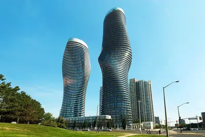 Condo Apartment in Mississauga