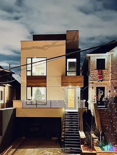 Detached in Toronto