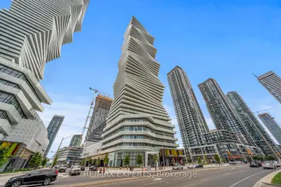 Condo Apartment in Mississauga