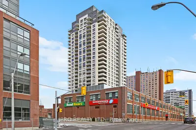 Condo Apartment in Toronto
